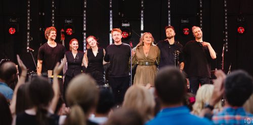 Linda Leen un grupa 5. augstā Dzegužkalnā 20