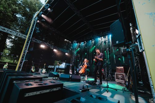 Linda Leen un grupa 5. augstā Dzegužkalnā 5