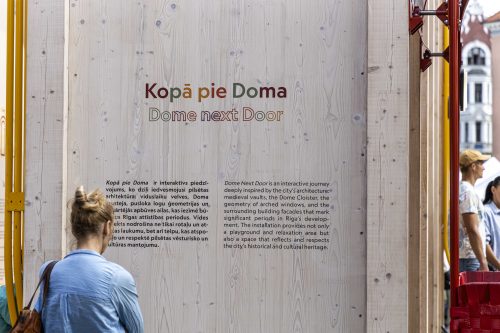 Amatnieku tirgus Doma laukumā 10
