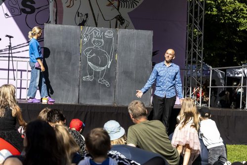 Pasākums “Rīga(s) stāsti” Vērmanes dārzā un Ielu muzikanti Vecrīgā 4