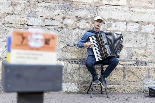 Pasākums “Rīga(s) stāsti” Vērmanes dārzā un Ielu muzikanti Vecrīgā 11