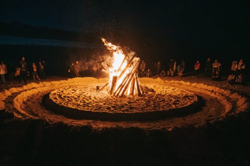 Senās uguns nakts Vakarbuļļu pludmalē 13