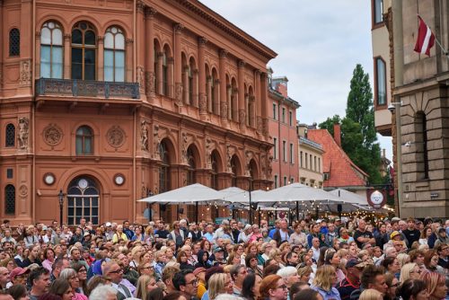 Latvijas Nacionālā teātra izrāde “Dumpīgā Rīga” 13