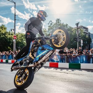 Saistībā ar “Red Bull Showrun” Rīgā noteikti satiksmes ierobežojumi Eksporta ielas apkārtnē