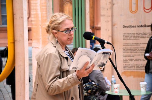 “Atbildes” – Latvijas sieviešu autobiogrāfiskās dzejas lasījumi 9