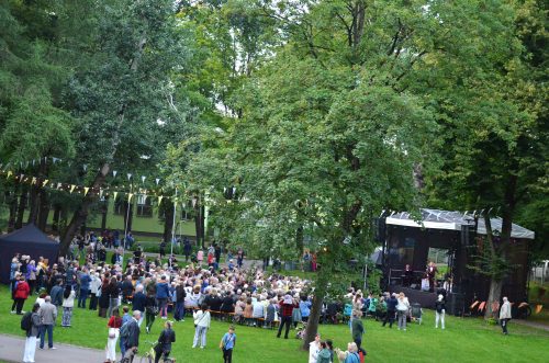 “Mirage Jazz Orchestra”, Aija Vītoliņa un Laimis Rācenājs Dauderu parkā 3