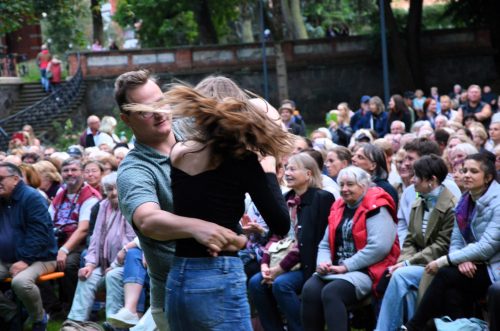 “Mirage Jazz Orchestra”, Aija Vītoliņa un Laimis Rācenājs Dauderu parkā 12