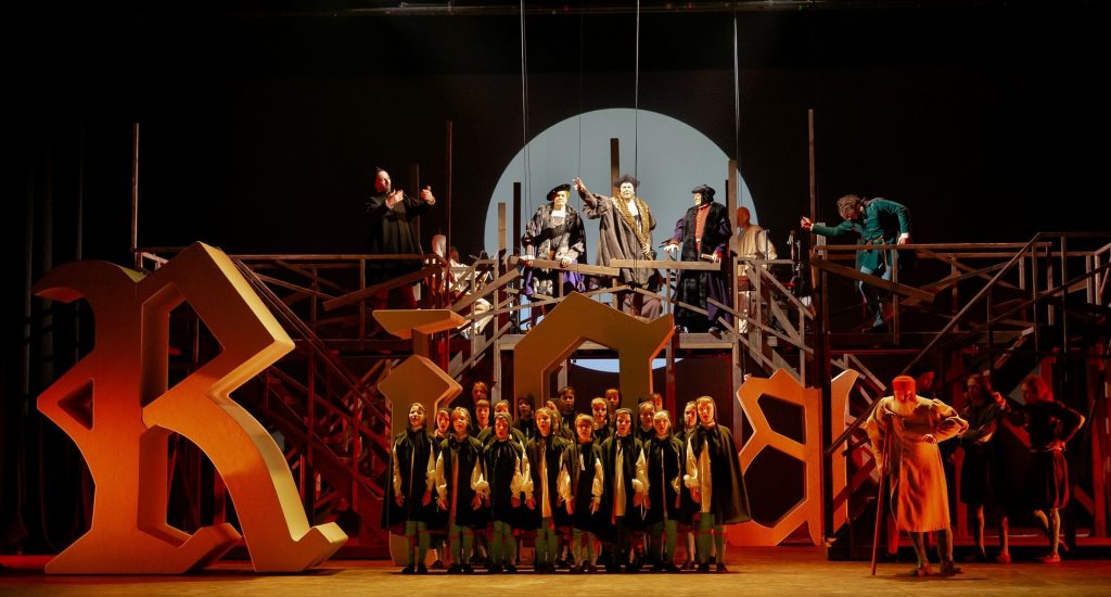 Latvijas Nacionālā teātra izrāde “Dumpīgā Rīga”