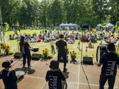 Pasākums bērniem “Brīnies, Rīga! Mana Rīga – rotaļīga” Nordeķu parkā 7