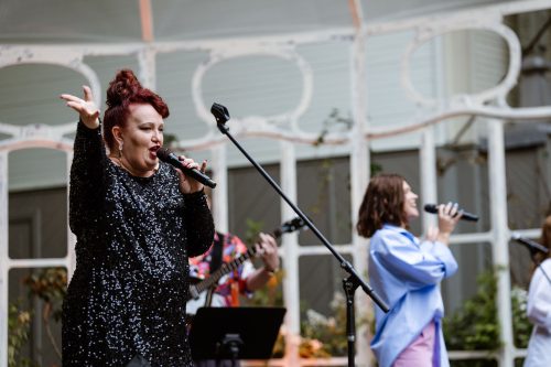 Ilona Bagele un Rīgas Mazākais orķestris Vērmanes dārzā 15. augustā 1